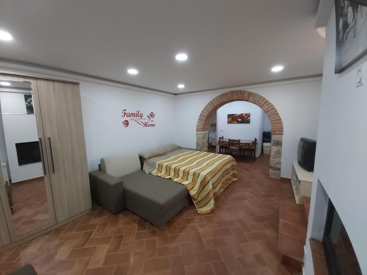 Studio Apartman Marko Πόρετς Εξωτερικό φωτογραφία